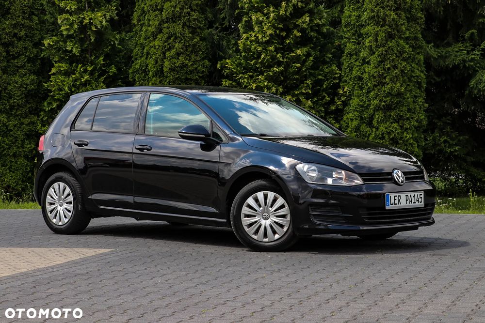 Volkswagen Golf 1.6 TDI DPF Highline - 9