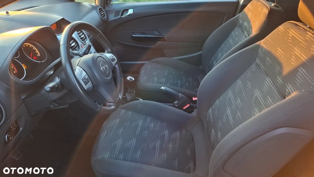 Opel Corsa - 15