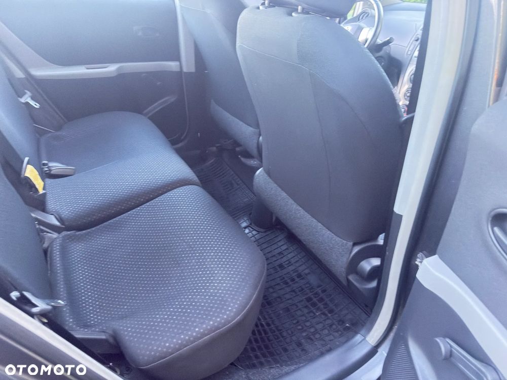 Toyota Yaris 1.33 2010 - 14