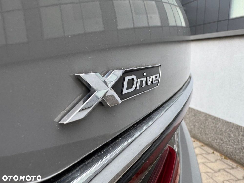 BMW Seria 7 - 16