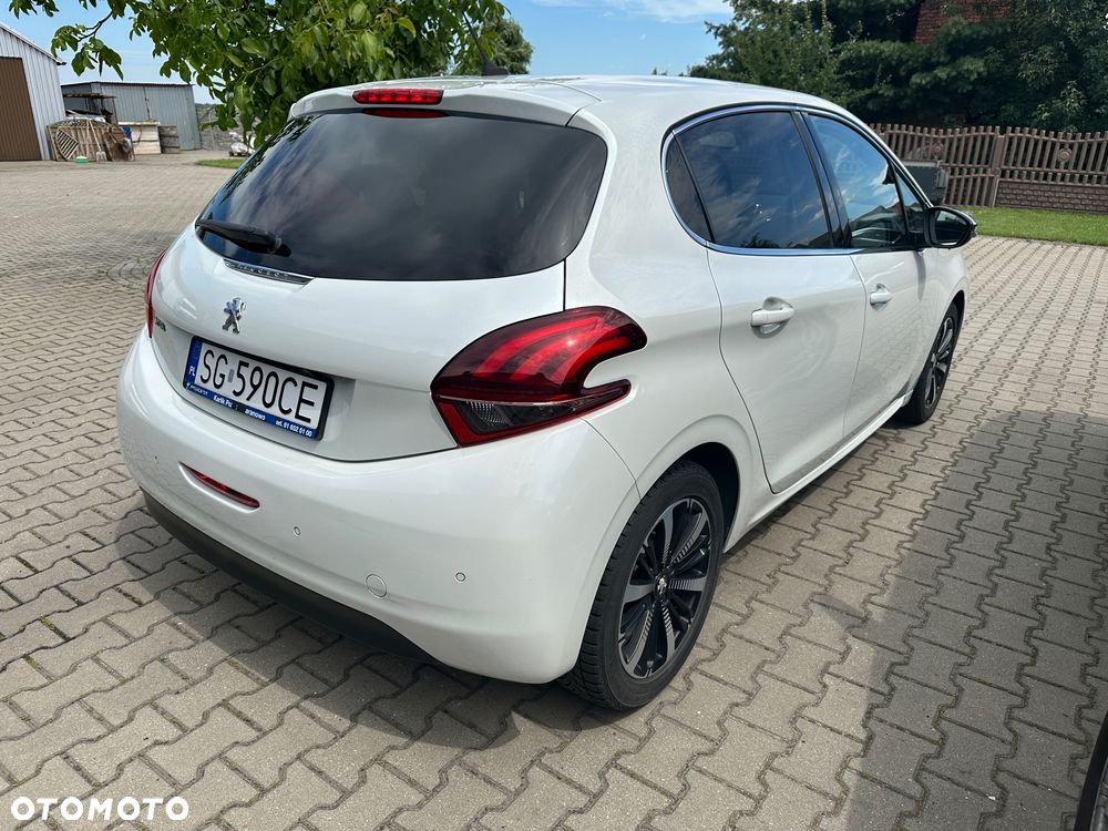 Peugeot 208 1.2 PureTech GPF Allure S&S - 3