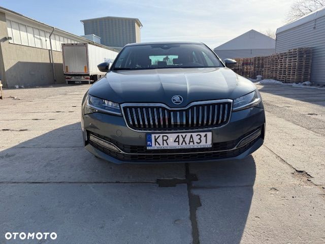 Skoda Superb 2.0 TDI SCR L&K DSG - 8