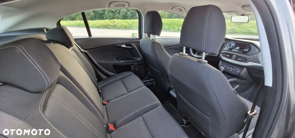 Fiat Tipo 1.6 MultiJet 16v Pop DDCT - 16