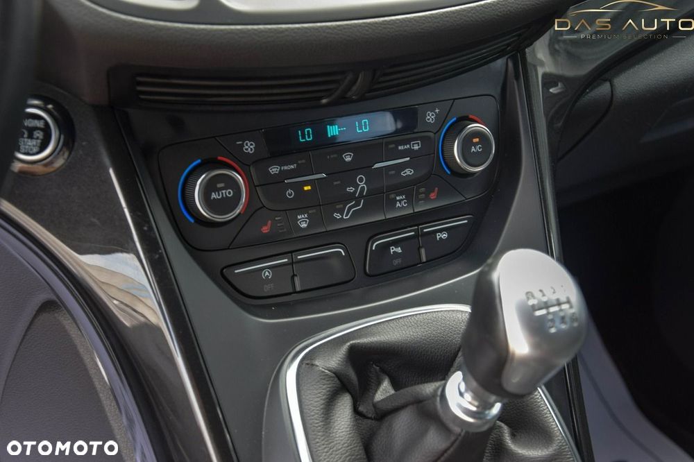 Ford Kuga 1.5 EcoBoost 2x4 ST-Line - 23