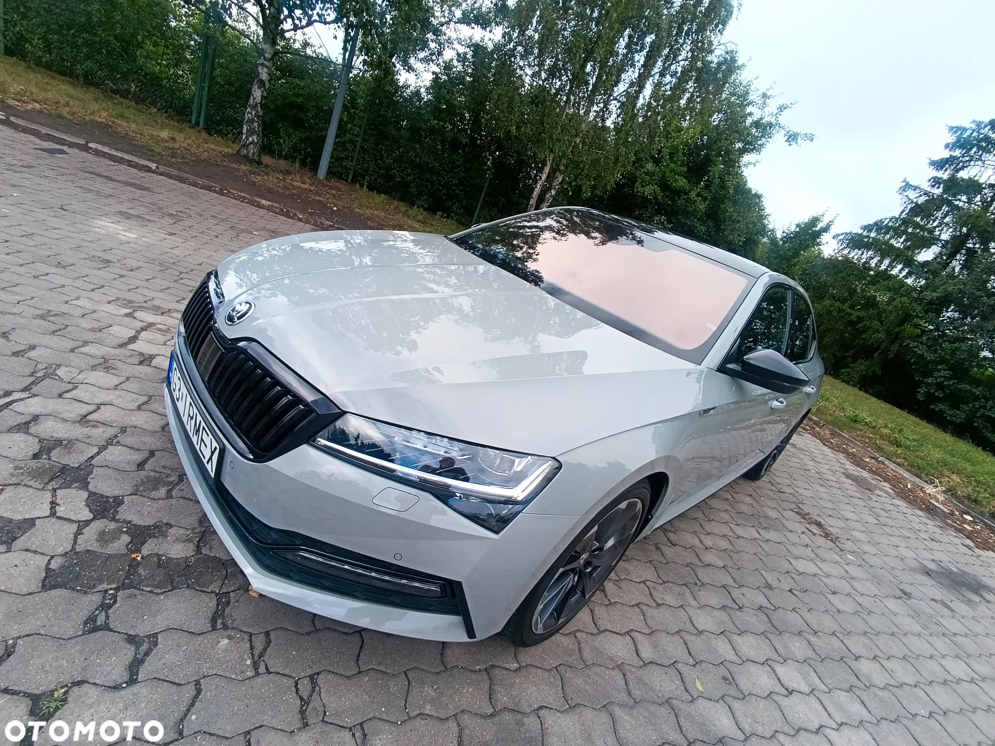 Skoda Superb 2.0 TDI SCR Sportline DSG - 29