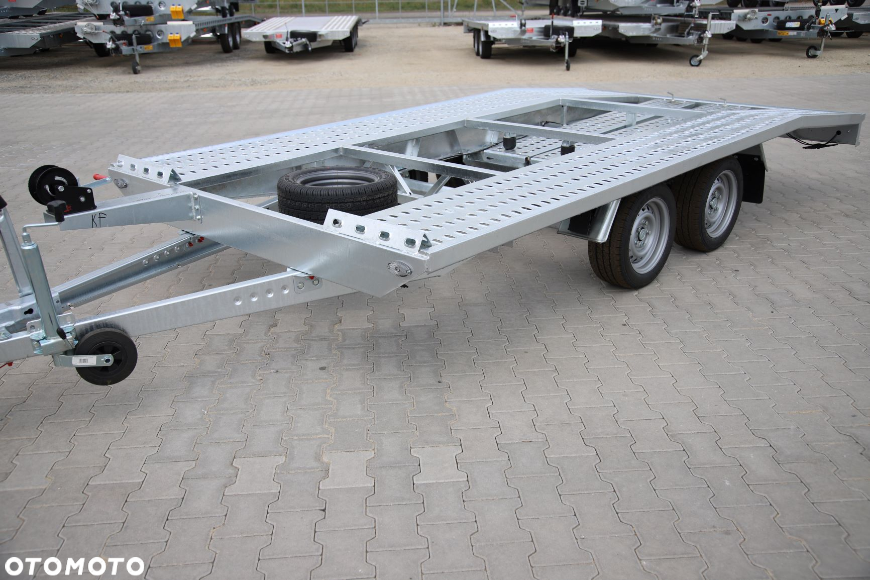 Niewiadów Jupiter 4 x  2 195 R 13 C - 3