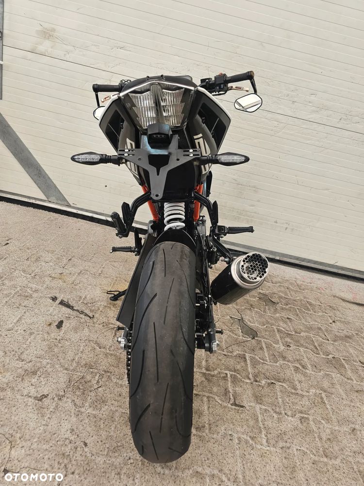 KTM Duke - 37