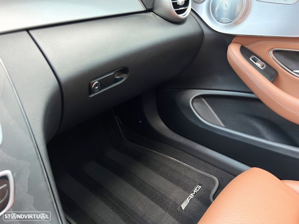 Mercedes-Benz C 200 - 52