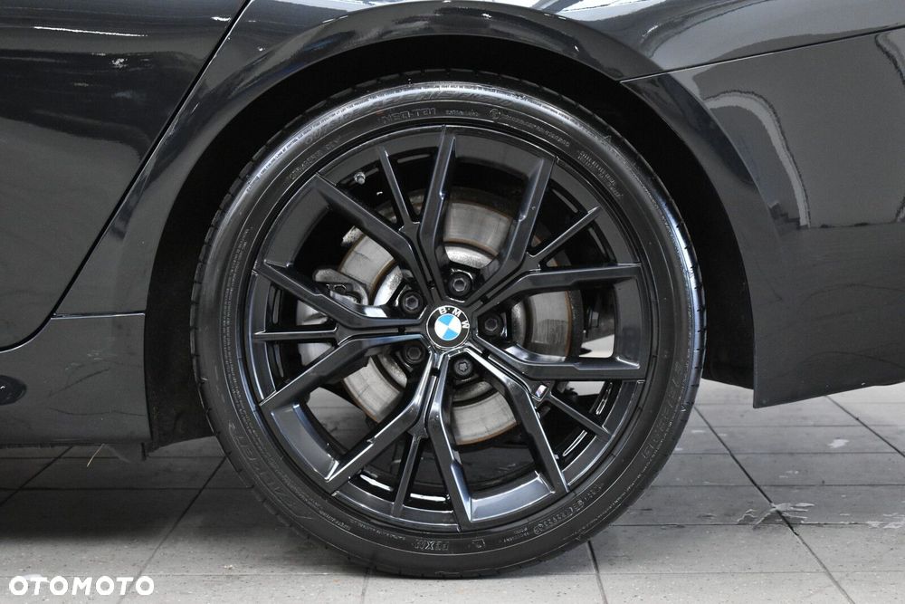 BMW Seria 5 520d xDrive MHEV M Sport sport - 8