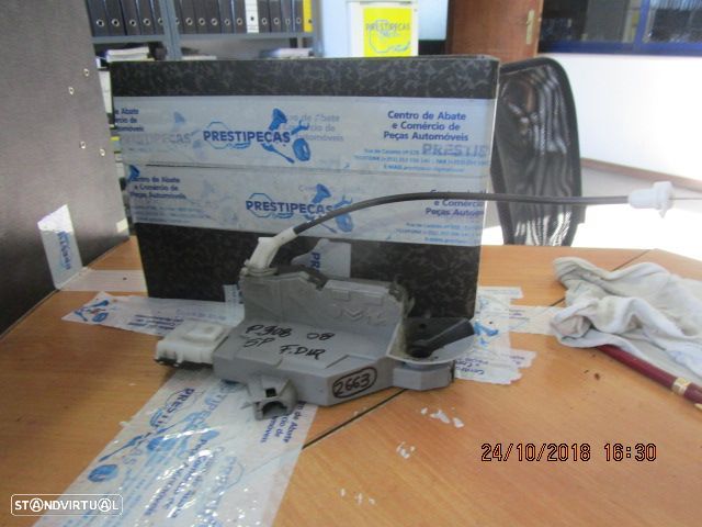 Fecho 567151 PEUGEOT 308 2008 FD ELETRICO - 1