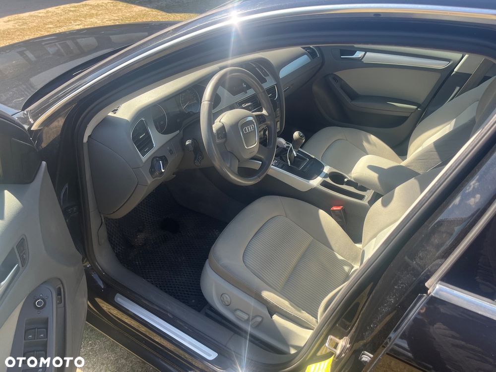 Audi A4 Limousine 2.0 TDI - 16