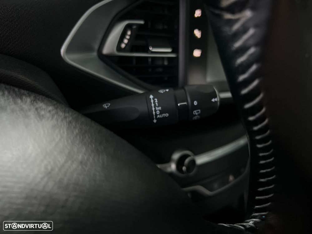 Peugeot 308 SW 1.5 BlueHDi Allure - 14