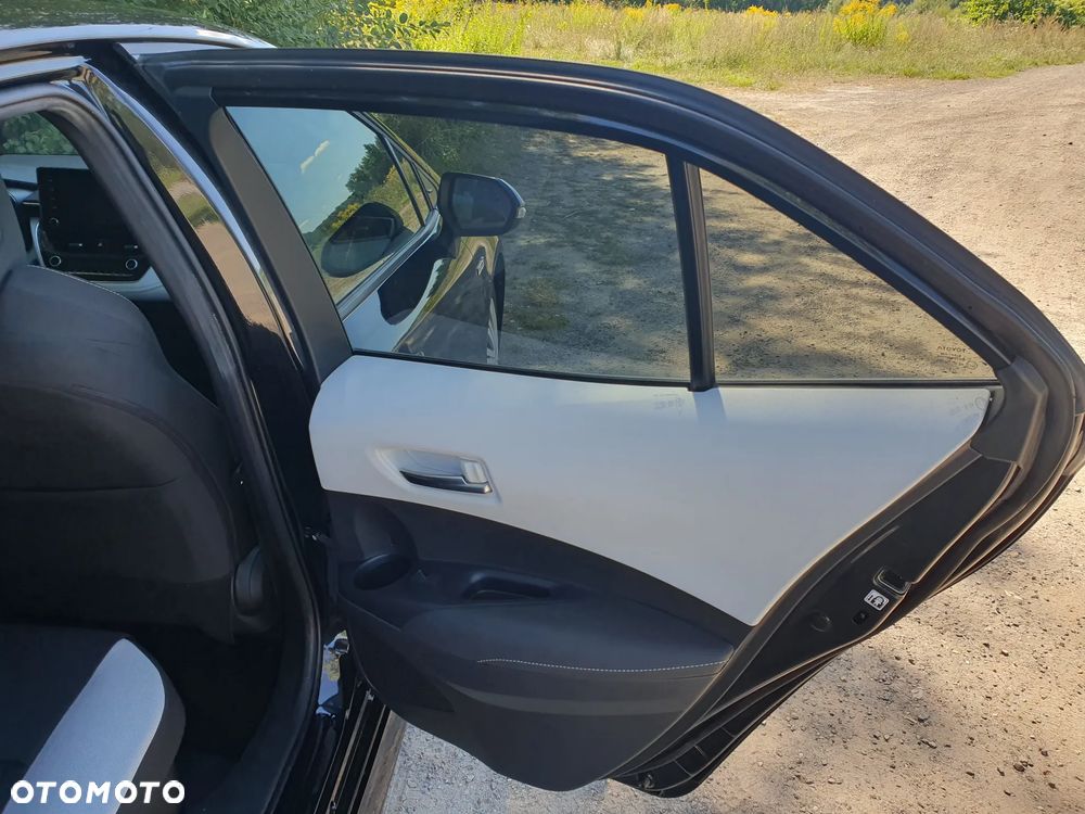 Toyota Corolla 1.8 Hybrid Comfort - 14