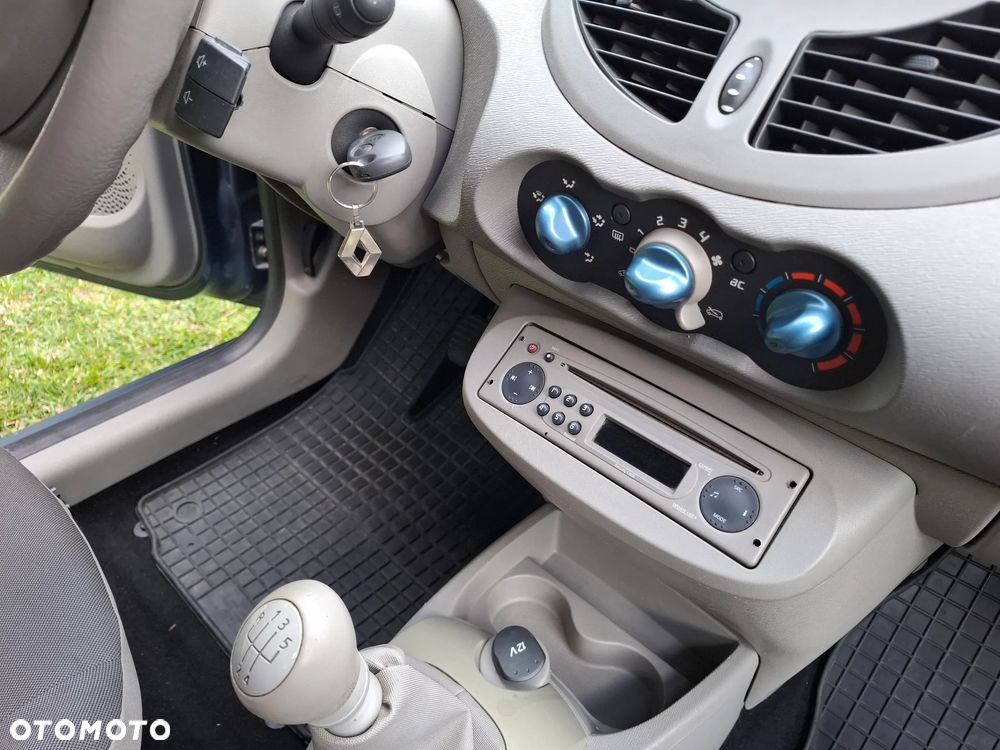 Renault Twingo 1.2 16V Night&Day - 12