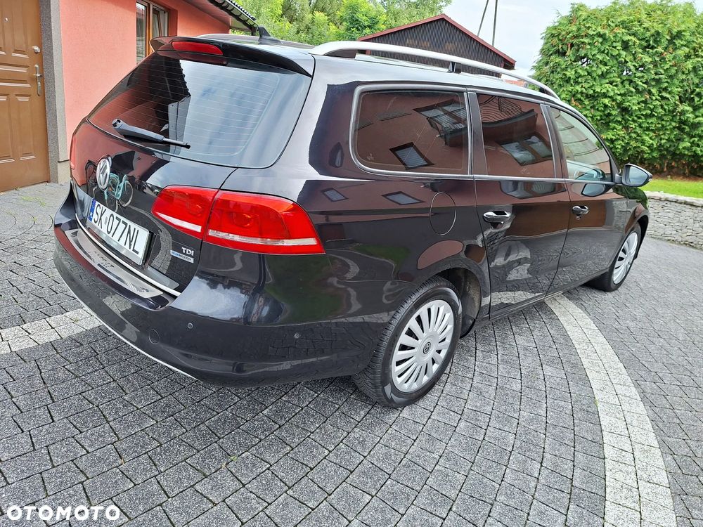 Volkswagen Passat - 4