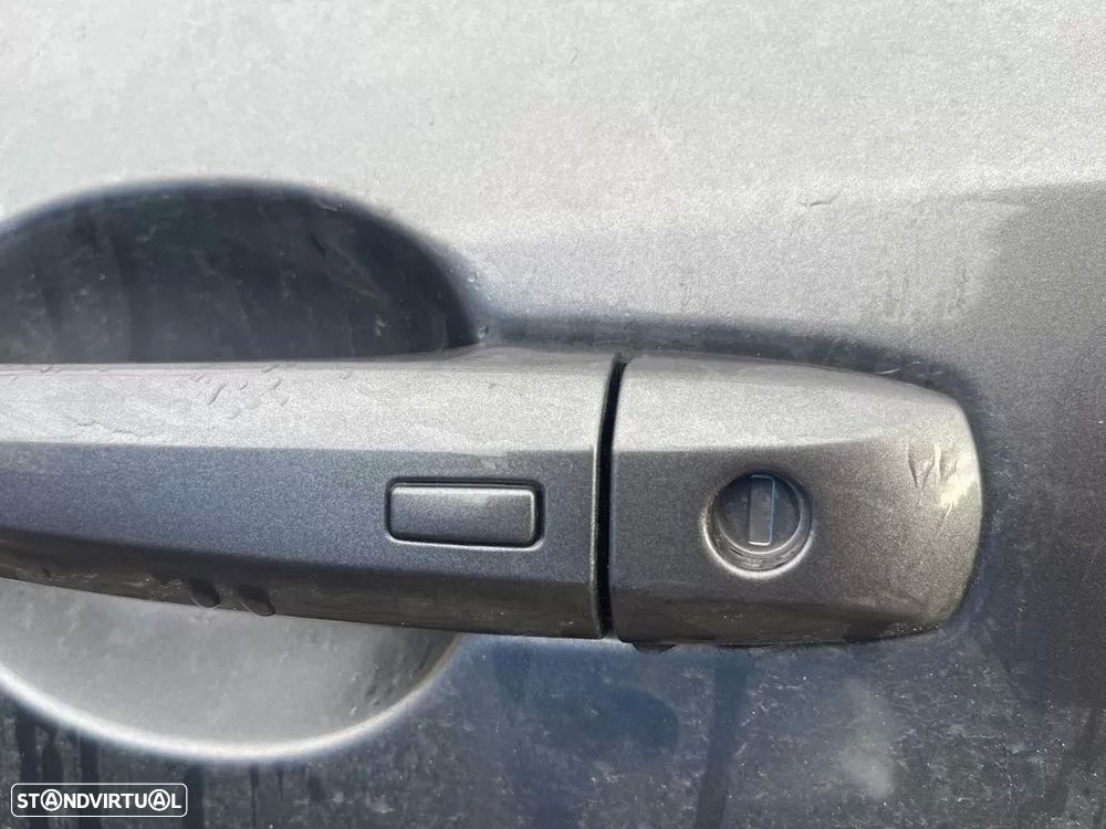 Nissan Juke 1.6 Hybrid N-Connecta Two Tone - 25