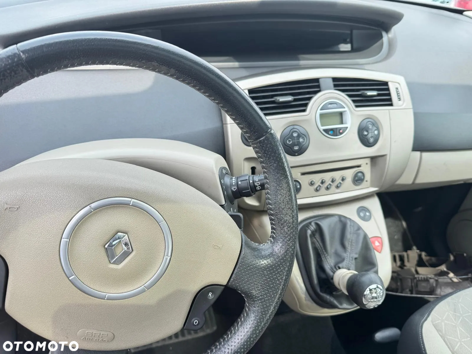 Klapa bagażnika Renault Scenic 2008 poj. 1.5 DCi 106 KM - 9
