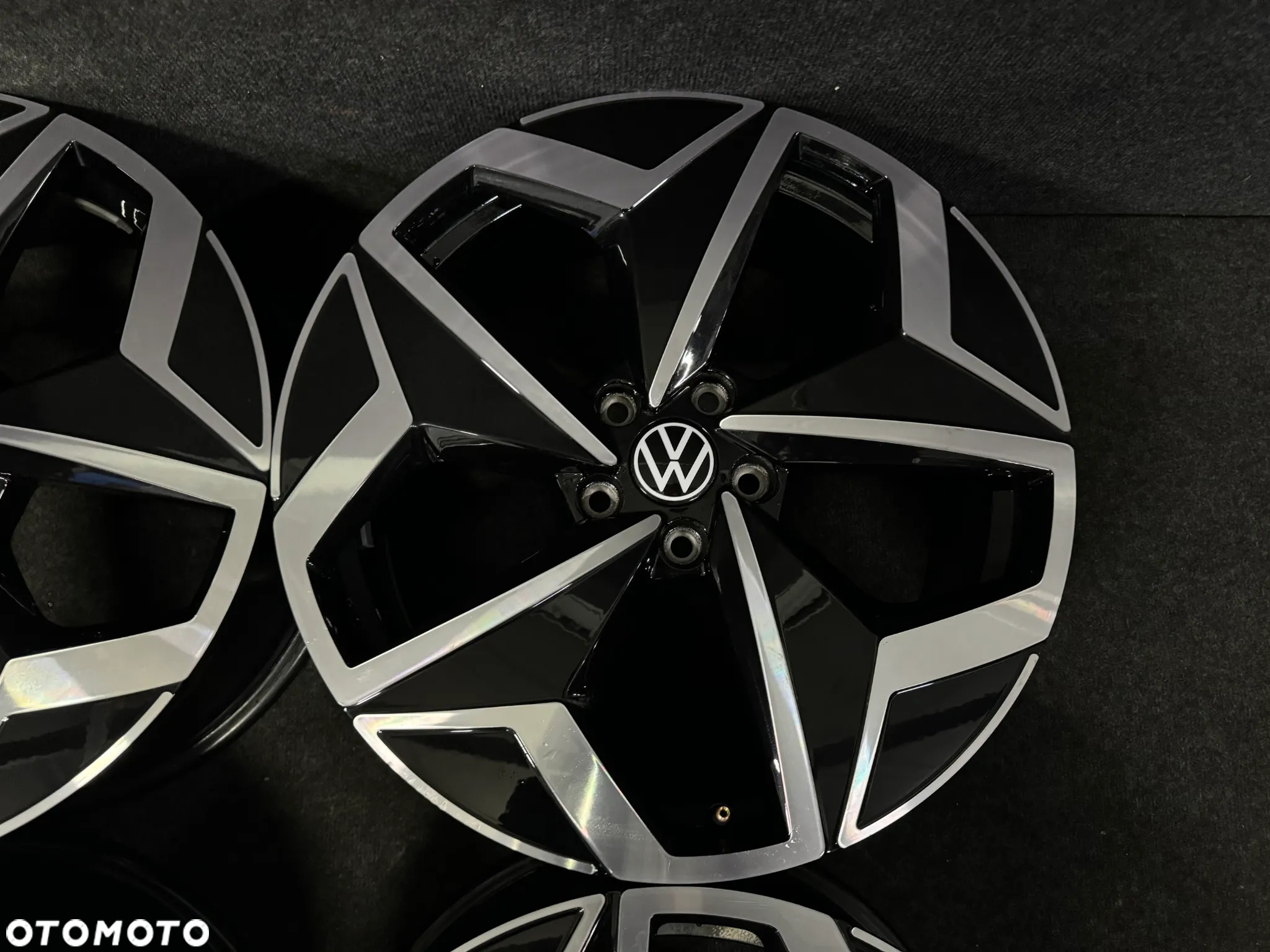 Alufelgi VW ID.3, Golf 7, 8, Touran, Skoda Octavia III, IV 19 cali 5x112 4szt. Ładne! - 6