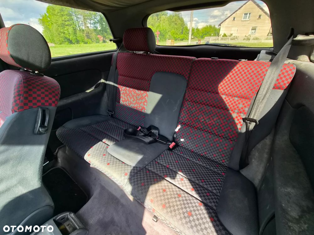 Audi A3 3-drzwiowe 1.9 TDI Ambiente - 8