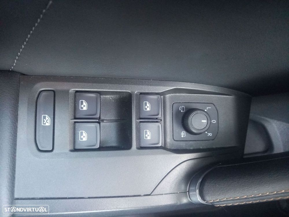Cupra Leon ST 2.0 TDI DSG - 12