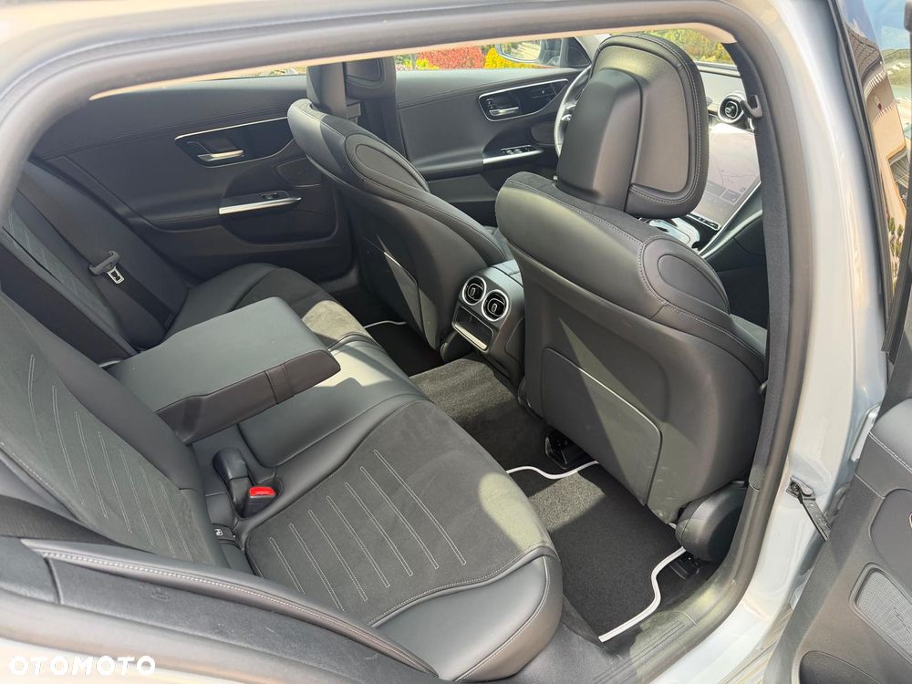 Mercedes-Benz Klasa C 220 d 9G-TRONIC AMG Line - 15