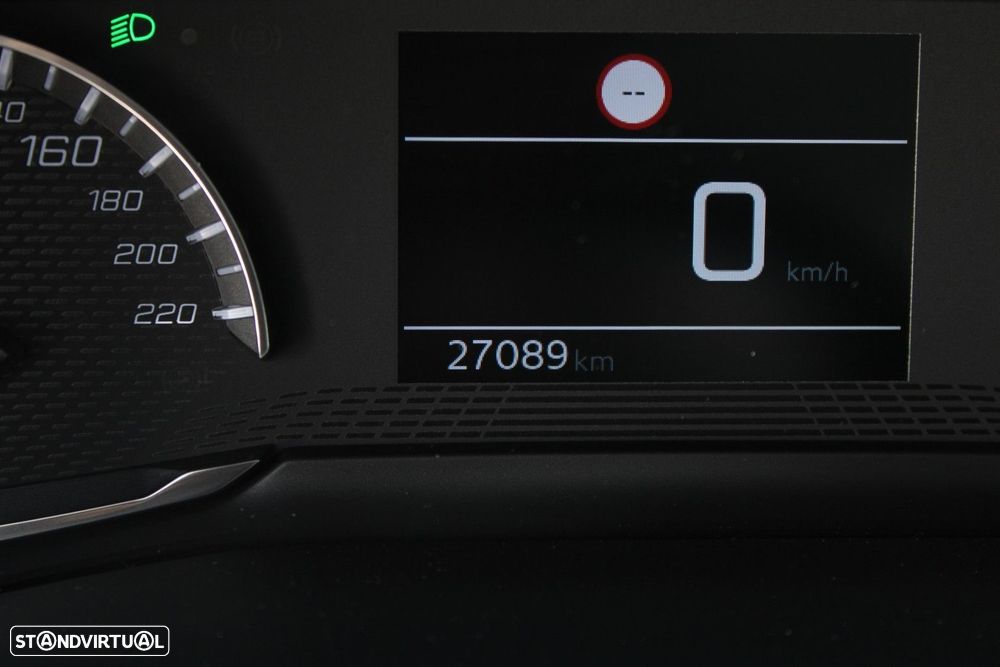 Peugeot 208 1.2 PureTech Allure - 24