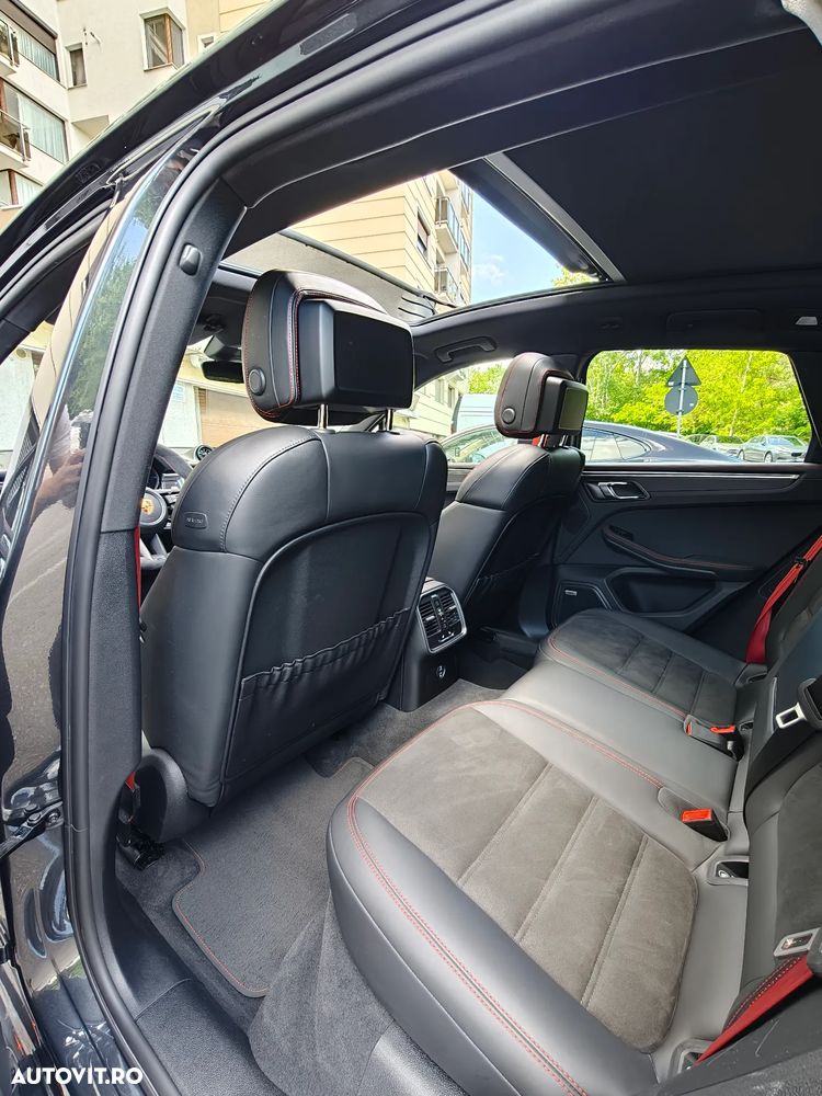 Porsche Macan GTS PDK - 9