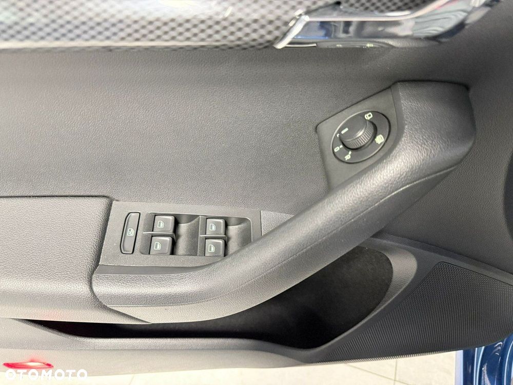 Skoda Octavia 2.0 TSI RS - 19