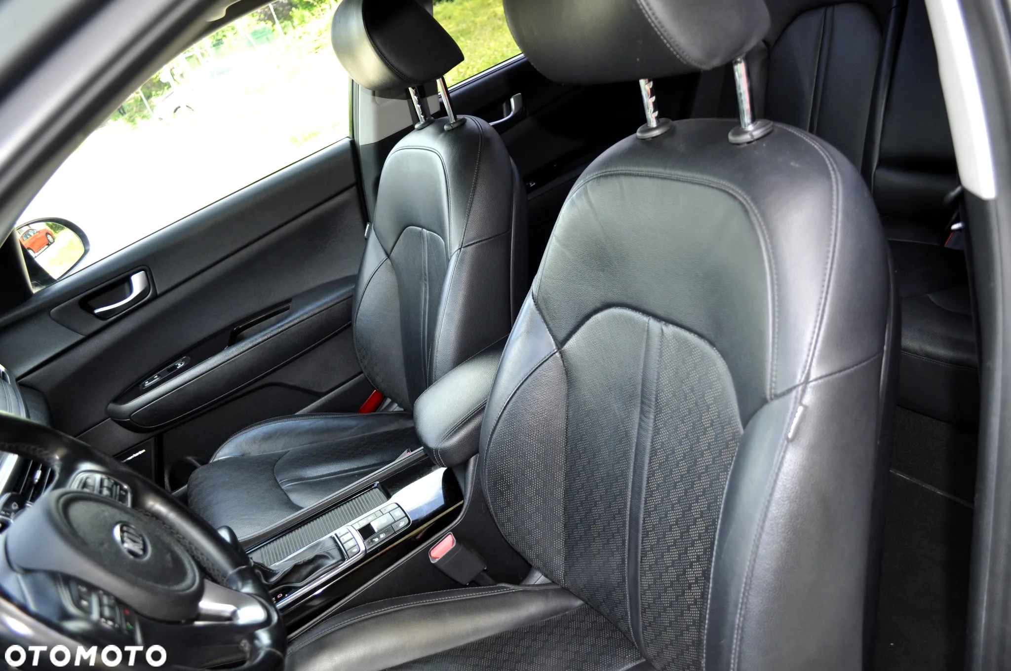 Kia Optima - 22