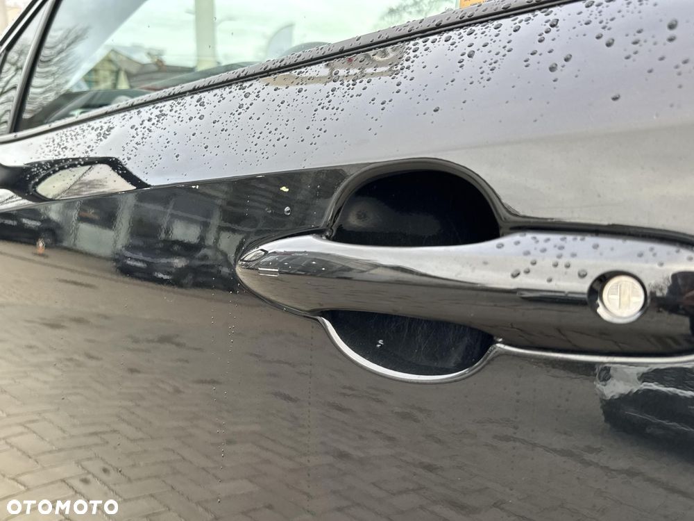 Toyota Corolla 1.8 Hybrid Style - 29