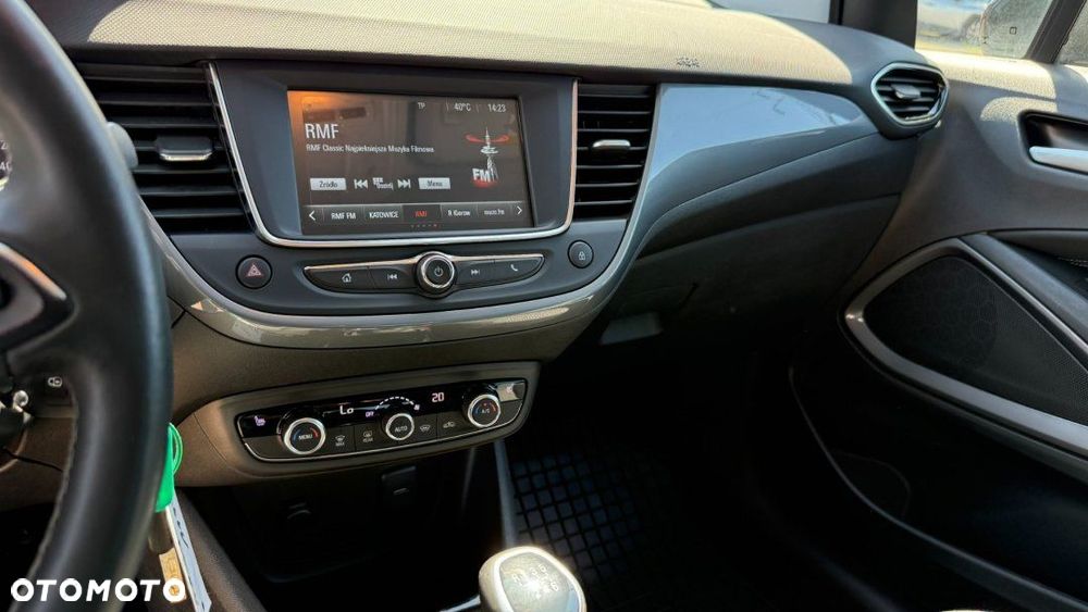 Opel Crossland - 19