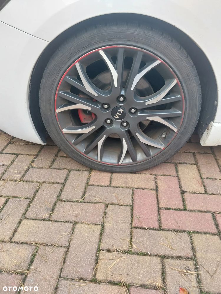 Kia ProCeed 1.6 T-GDI GT XL - 11