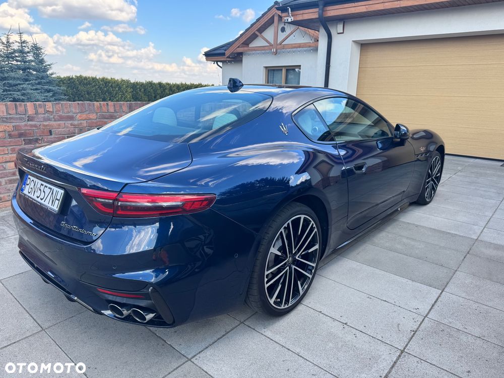 Maserati GranTurismo - 10