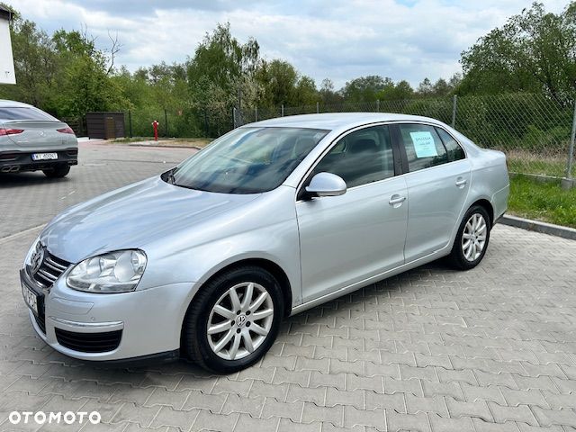Volkswagen Jetta 1.6 TDI DPF Trendline - 2