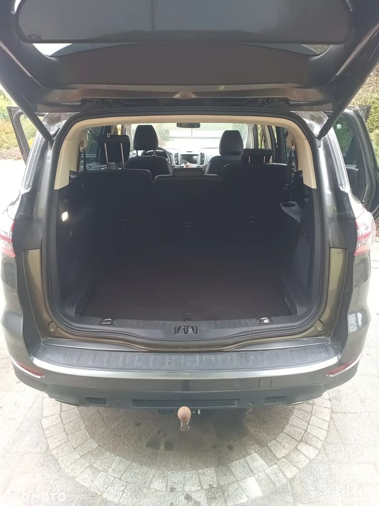 Ford S-Max 2.0 TDCi Titanium PowerShift - 8