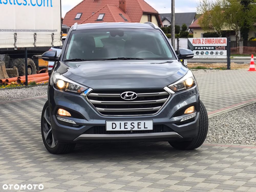 Hyundai Tucson 1.7 CRDI BlueDrive Style 2WD - 3