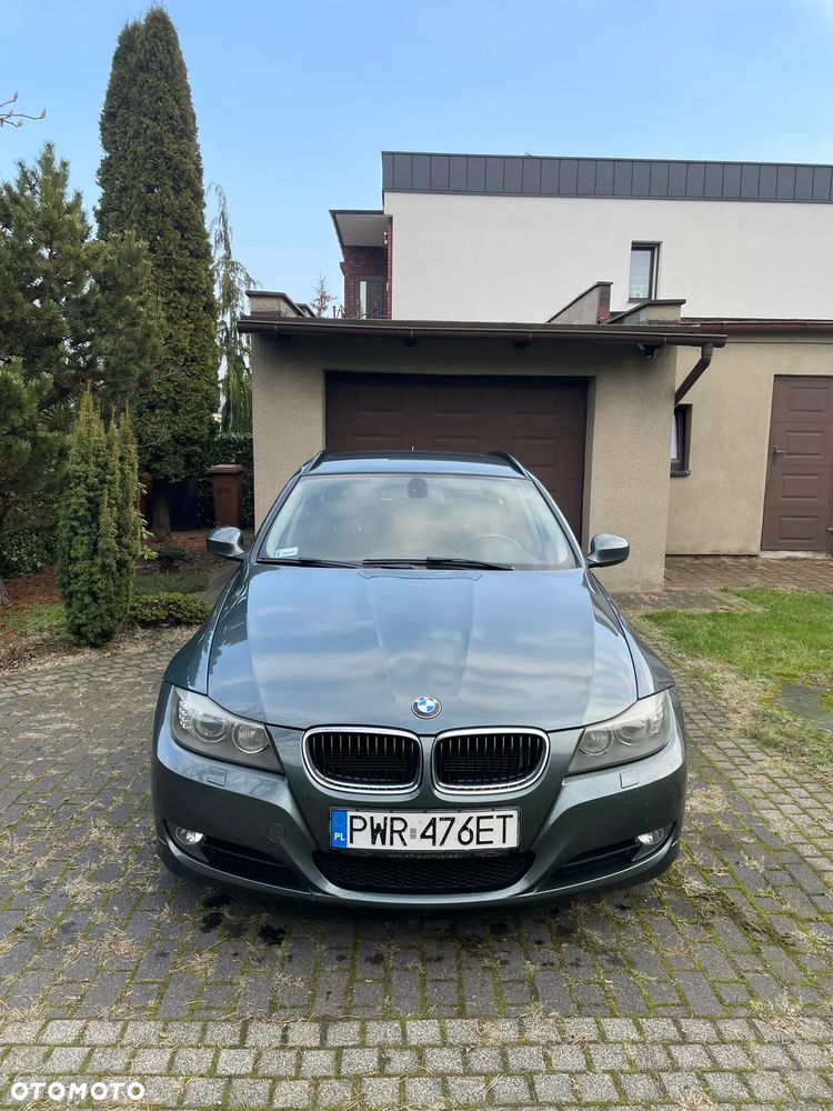 BMW 320D 2011 photo 4