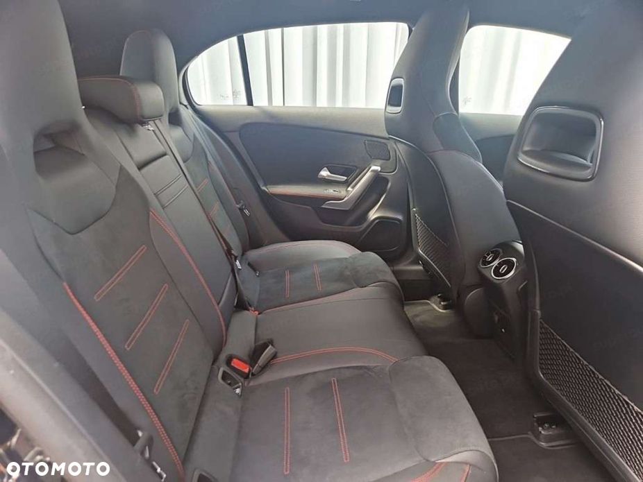 Mercedes-Benz Klasa A - 12