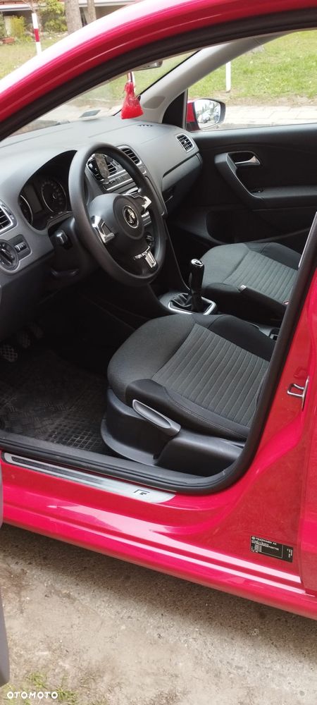 Volkswagen Polo 1.4 16V Comfortline - 16