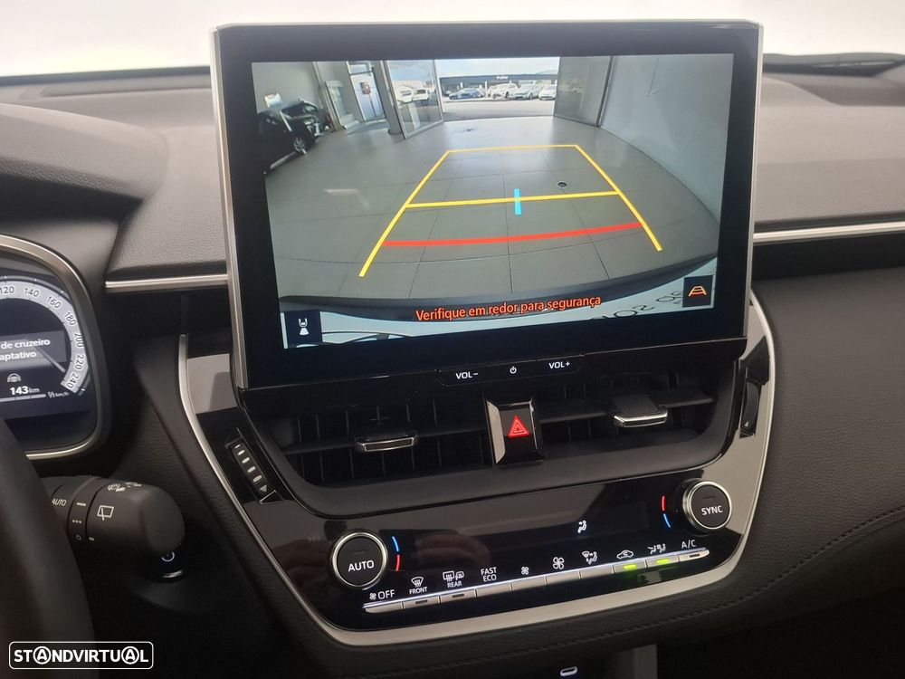 Toyota Corolla Cross 2.0 Hybrid Exclusive - 18