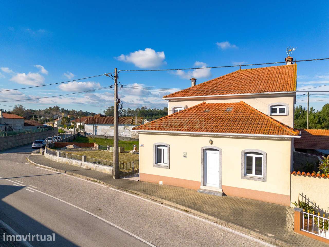 Moradia T5 Remodelada com 405 m², Garagem, Anexos e Excelente Potenci - Grande imagem: 2/50