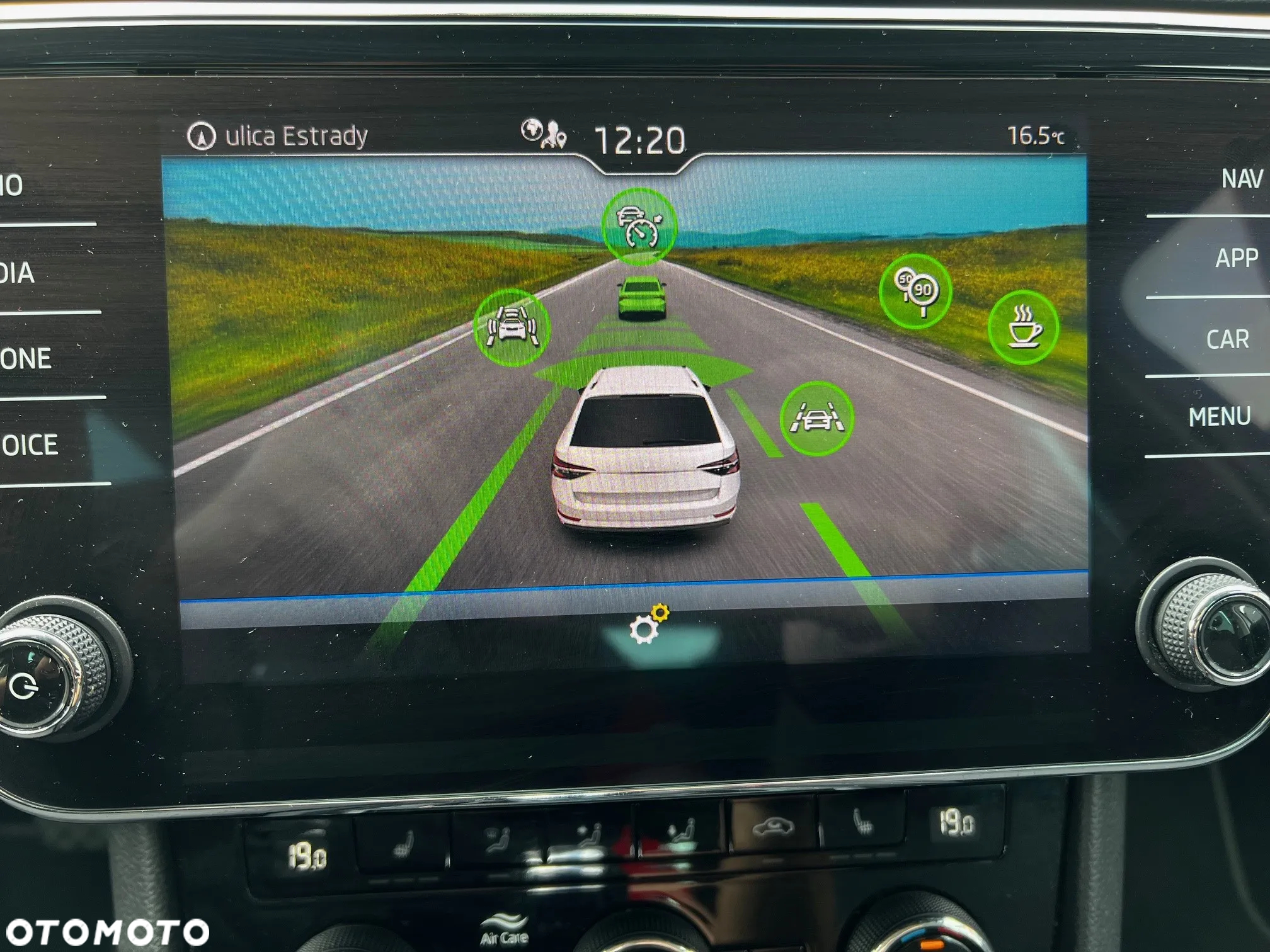 Skoda Superb 2.0 TSI Style DSG - 25