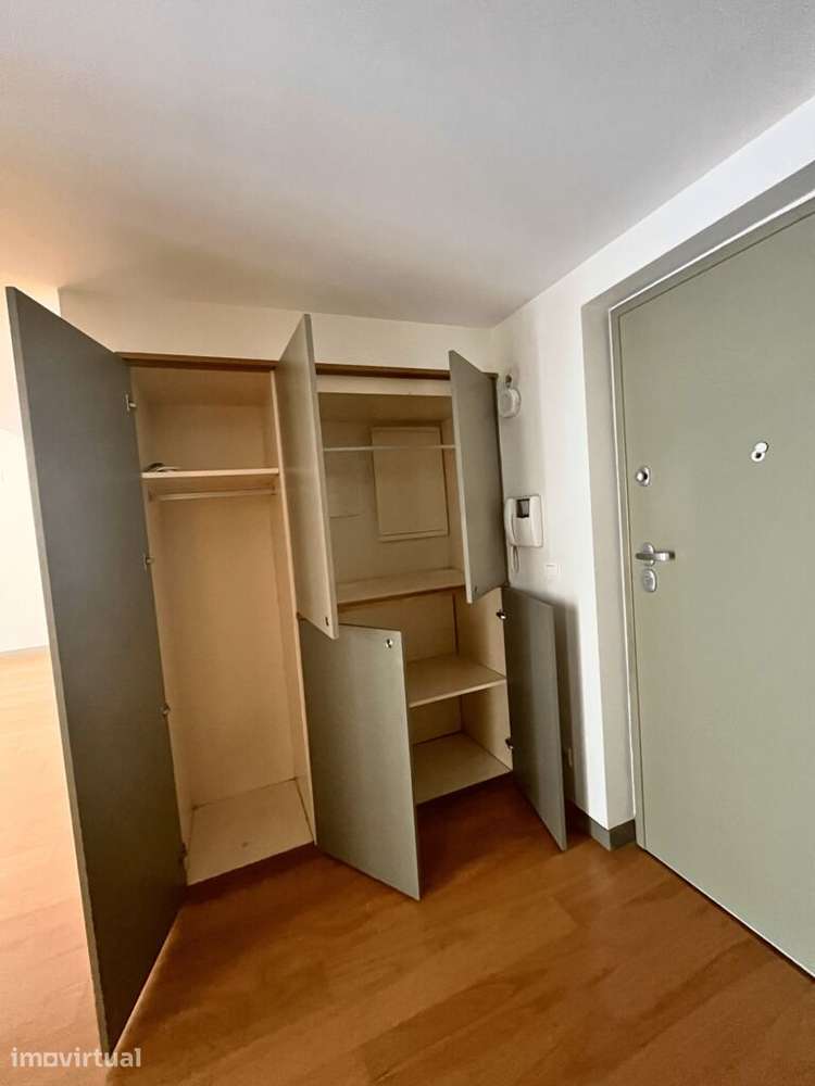Apartamento T1 em Estrela de 82,00 m2 - Grande imagem: 3/19