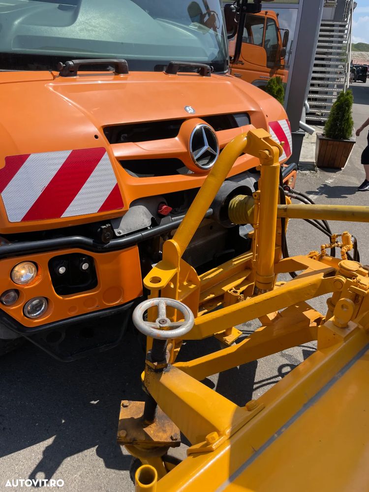 Mercedes-Benz UNIMOG U218 - 26
