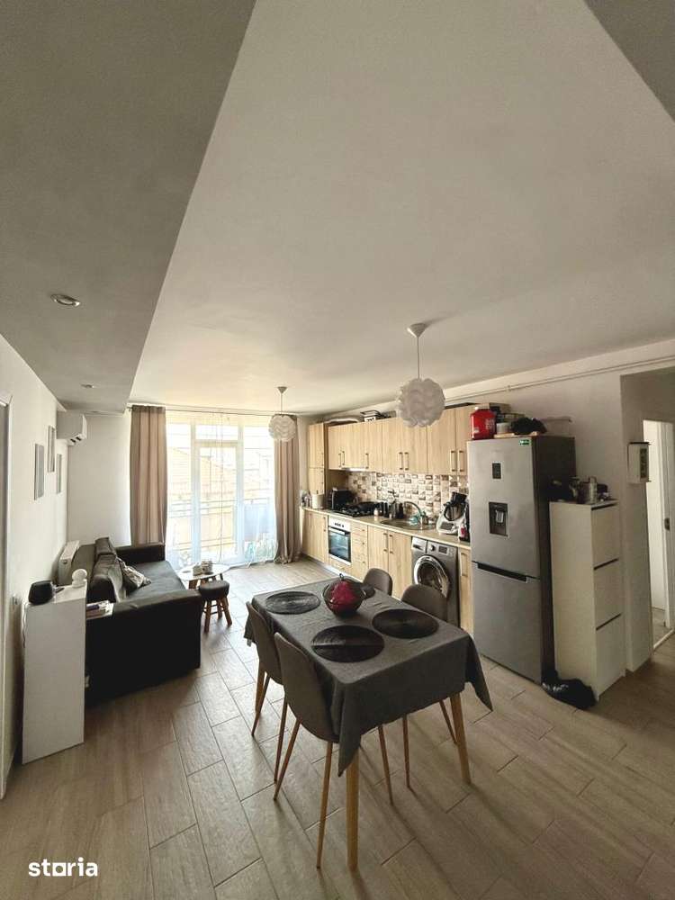 Apartament cu 3 camere, 59 mp, balcon, pe strada Porii (nr mici) — fotografia 1