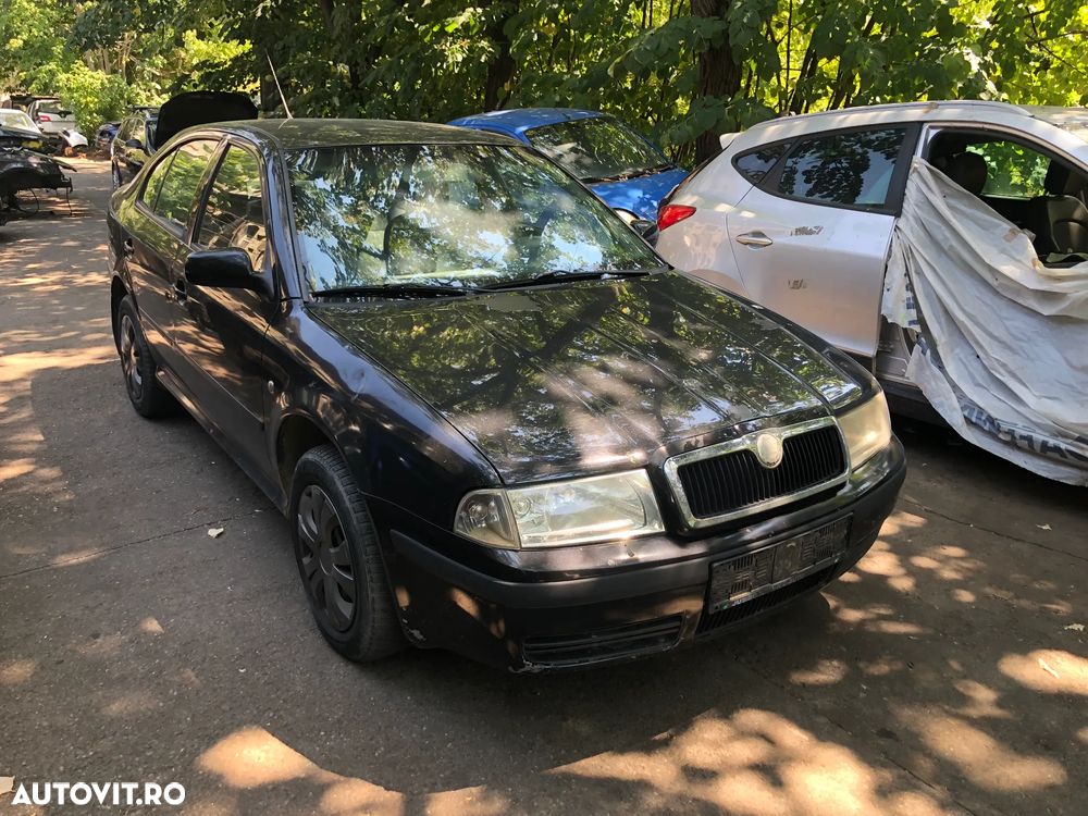 Dezmembrez Skoda Octavia 1 2006 negru diesel - 1