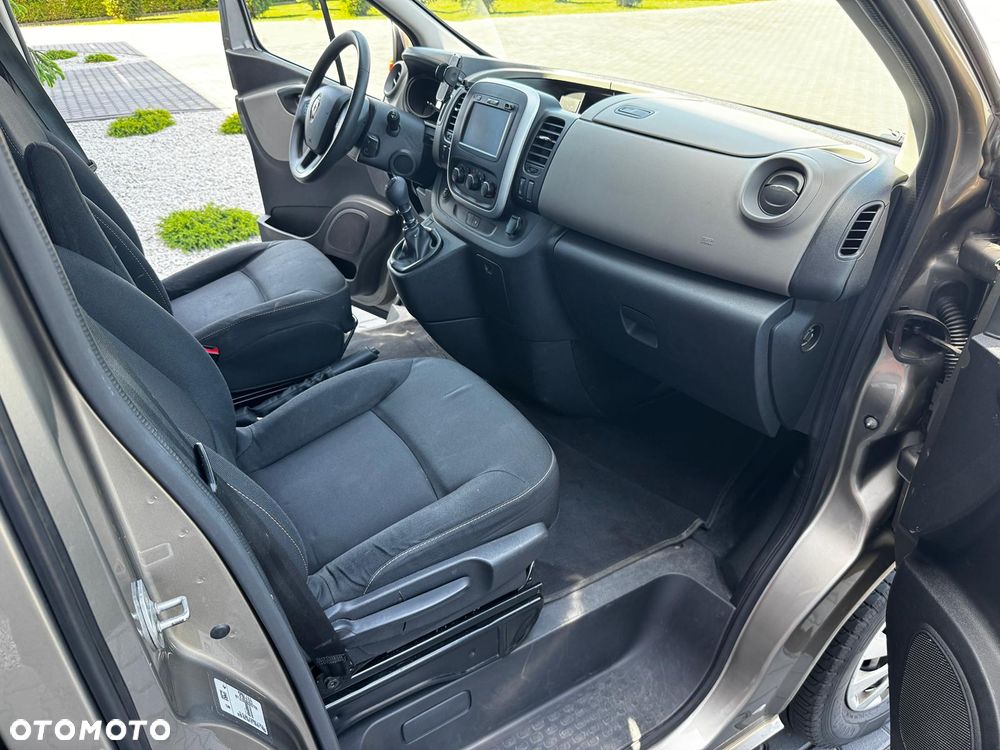 Renault Trafic Grand Passenger 2,9t Business - 27