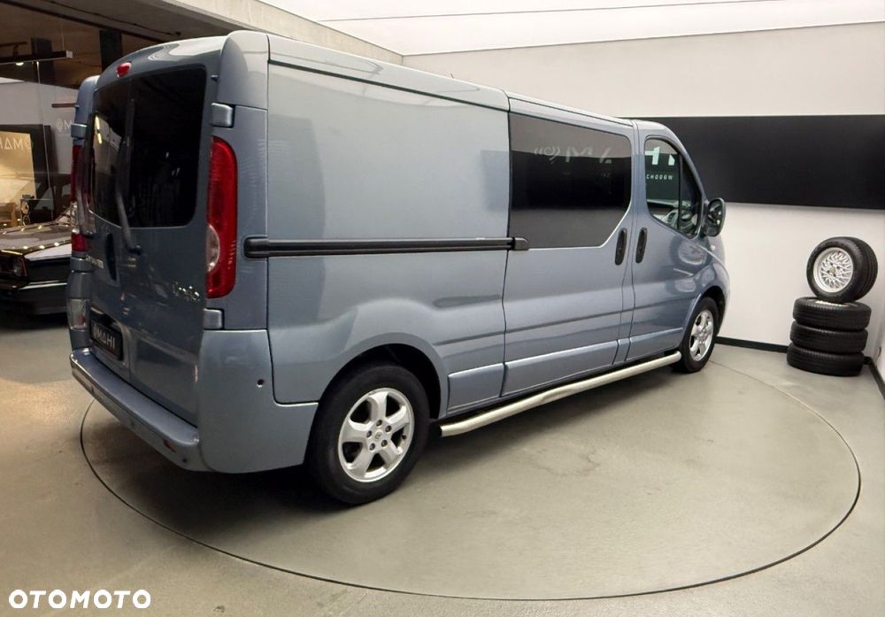 Renault Trafic - 13