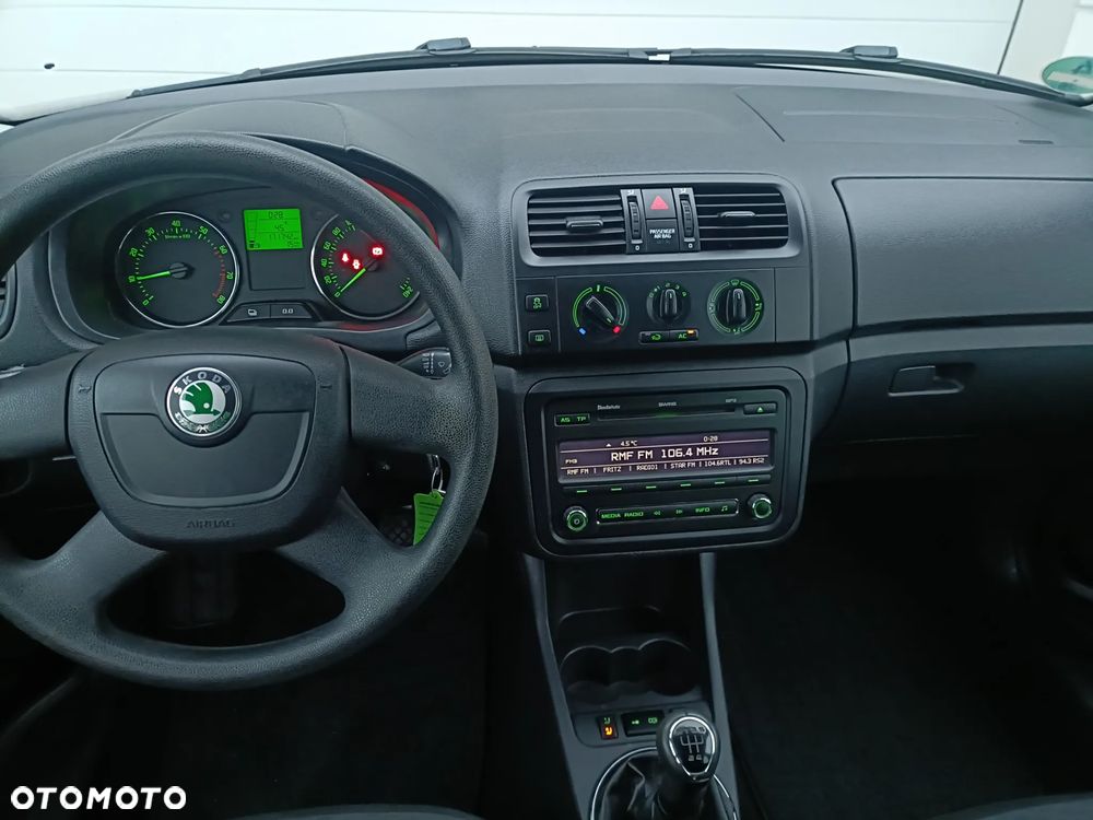 Skoda Fabia 1.2 TSI Ambiente - 2