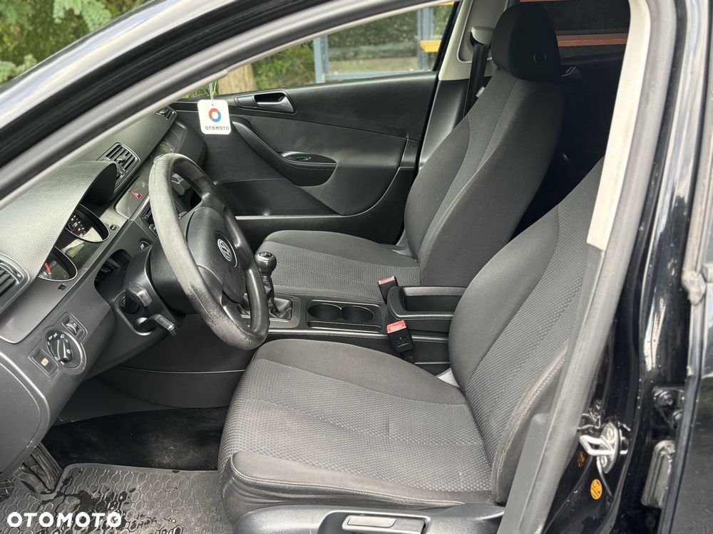 Volkswagen Passat - 6